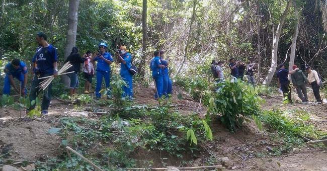 Mass Graves of Suspected Trafficking Victims Found in Malaysia